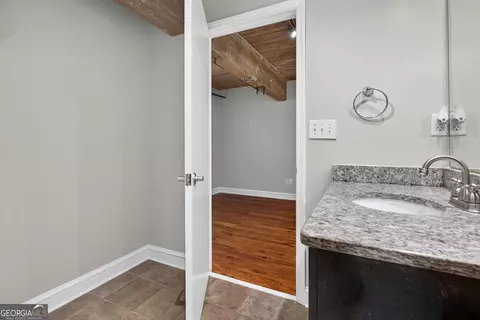 Bath - 10 James St #2C, Hampton, GA 30228 photo 4 of 4