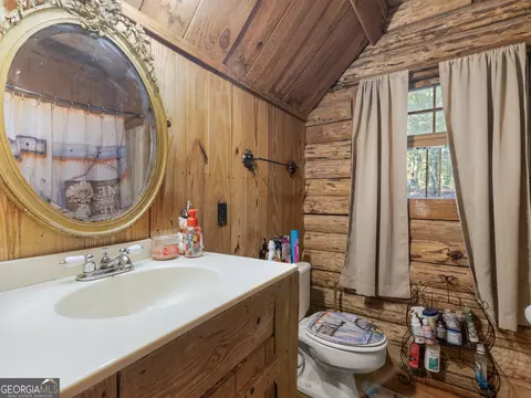 Bath - 287 Dumas Rd, Forsyth, GA 31029 photo 1 of 2