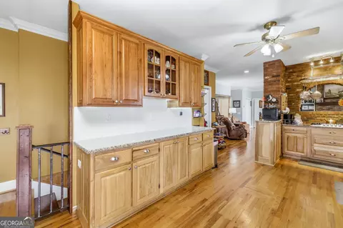Kitchen - 401 Herrin Rd, Cornelia, GA 30531 photo 3 of 7