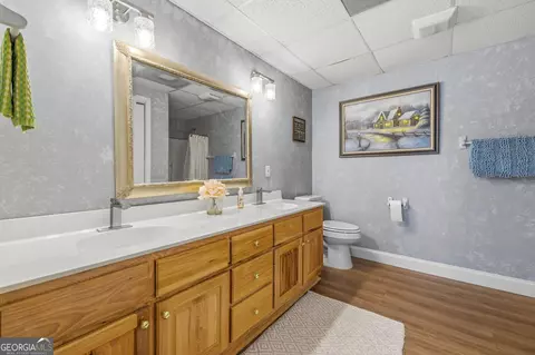 Bath - 401 Herrin Rd, Cornelia, GA 30531 photo 6 of 11