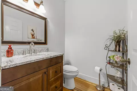 Bath - 401 Herrin Rd, Cornelia, GA 30531 photo 4 of 11