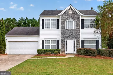 909 Milton Cir, Loganville, GA 30052