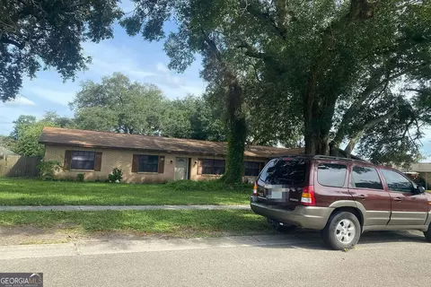 803 Bills Cir, Brandon, FL 33511