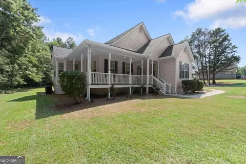 Exterior - 125 Kevins Dr, Hampton, GA 30228 photo 9 of 9