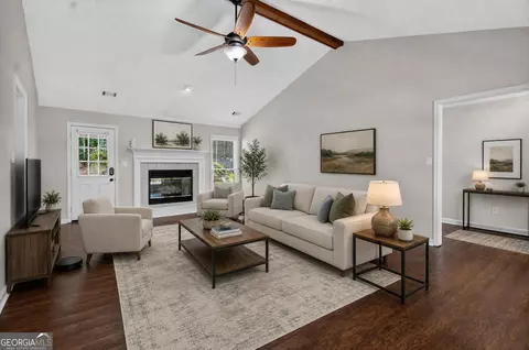 Living - 113 Franklin Way, Lagrange, GA 30240 photo 4 of 4