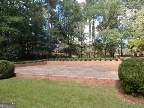 Exterior - 887 Cameron Mill Rd, Lagrange, GA 30240 photo 9 of 10