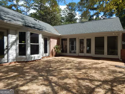 Exterior - 887 Cameron Mill Rd, Lagrange, GA 30240 photo 3 of 10