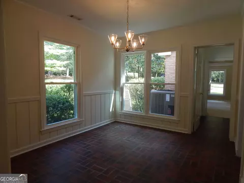 Dining - 887 Cameron Mill Rd, Lagrange, GA 30240 photo 1 of 2
