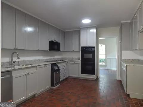 Kitchen - 887 Cameron Mill Rd, Lagrange, GA 30240 photo 1 of 5