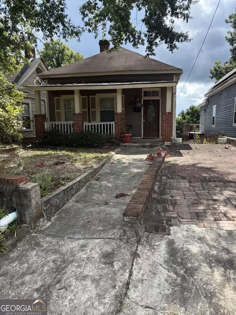 986 Maple St, Macon, GA 31201