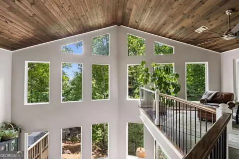 Entry Way - 3452 Point View Cir, Gainesville, GA 30506 photo 4 of 6