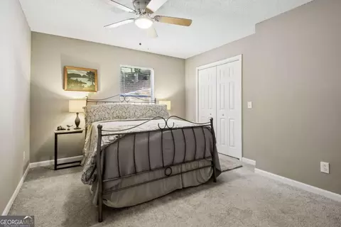 Bedroom - 3452 Point View Cir, Gainesville, GA 30506 photo 6 of 9