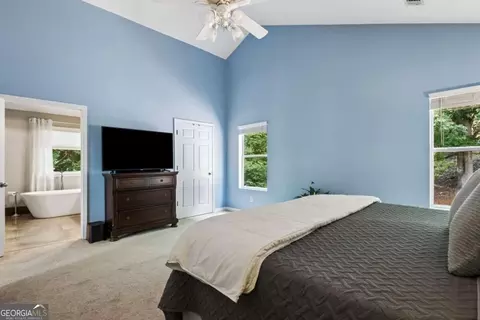 Bedroom - 3452 Point View Cir, Gainesville, GA 30506 photo 5 of 9