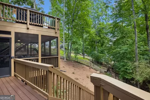 Exterior - 3452 Point View Cir, Gainesville, GA 30506 photo 6 of 10