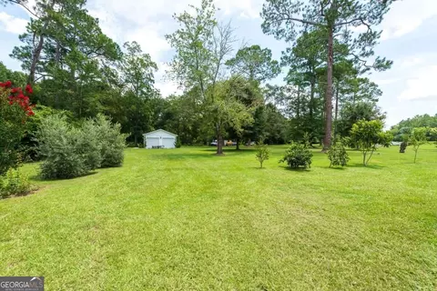 Exterior - 335 Main St, Barwick, GA 31720 photo 23 of 28