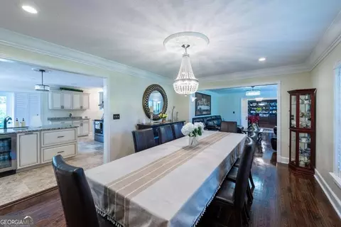 Dining - 335 Main St, Barwick, GA 31720 photo 1 of 2