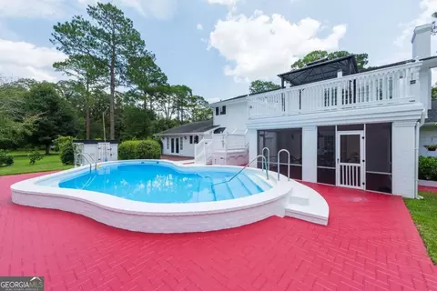 Exterior - 335 Main St, Barwick, GA 31720 photo 14 of 28