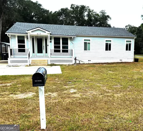 611 Ann St, Saint Marys, GA 31558