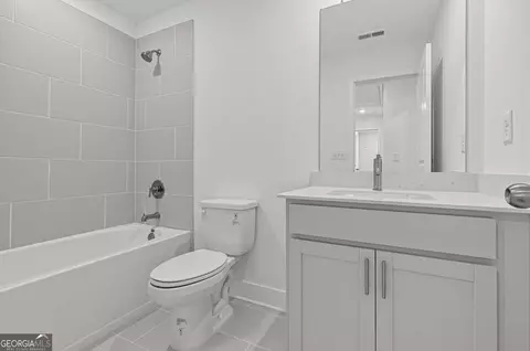 Bath - 446 Panther Creek Ln, Jackson, GA 30233 photo 6 of 7