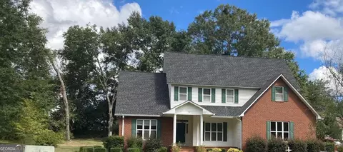 124 Cedar Creek Dr, Dublin, GA 31021