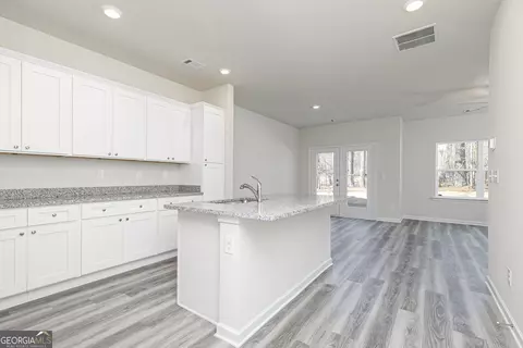 Entry Way - 204 Rooker Dr, Lagrange, GA 30241 photo 4 of 7