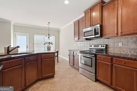 Kitchen - 1422 Stone Ridge Ct, Hampton, GA 30228 photo 1 of 5