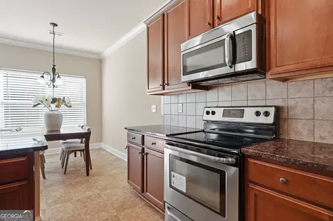 Kitchen - 1422 Stone Ridge Ct, Hampton, GA 30228 photo 2 of 5