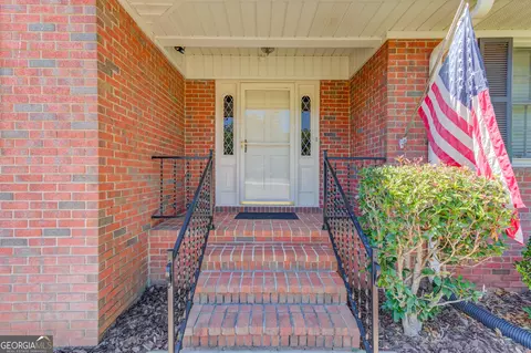 Exterior - 67 Elder Dr, Jefferson, GA 30549 photo 2 of 7