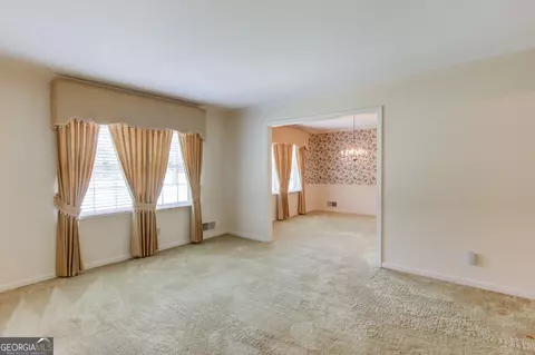 Living - 67 Elder Dr, Jefferson, GA 30549 photo 1 of 3