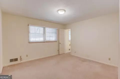 Bedroom - 67 Elder Dr, Jefferson, GA 30549 photo 3 of 8