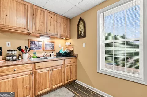 Kitchen - 203 Firetower Rd, Jasper, GA 30143 photo 5 of 6