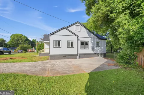 Exterior - 43 E Rountree Rd, Toccoa, GA 30577 photo 5 of 7