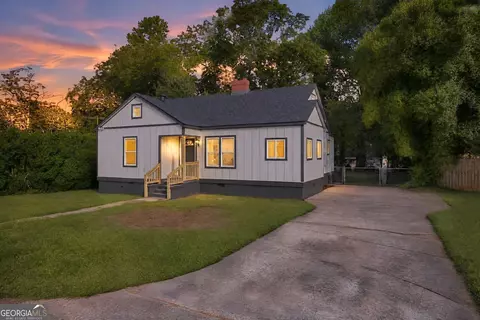 Exterior - 43 E Rountree Rd, Toccoa, GA 30577 photo 3 of 7