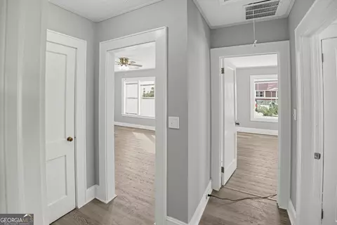 Entry Way - 43 E Rountree Rd, Toccoa, GA 30577 photo 2 of 2