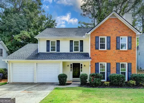 820 Meadowsong Cir, Lawrenceville, GA 30043