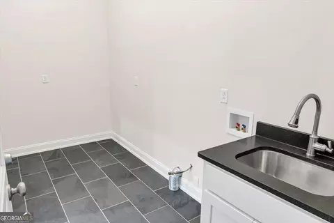 111 Arbors Ct, Dublin, GA 31021 photo 12