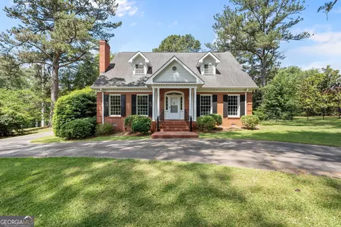 105 Ole Hickory Trl, Carrollton, GA 30117