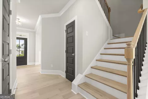 Entry Way - 4290 Brookhaven Dr SE, Covington, GA 30014 photo 2 of 4