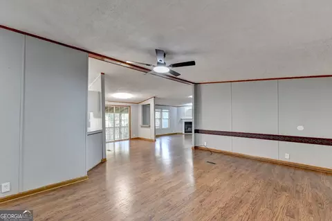 Living - 5500 Hemlock Ct, Lula, GA 30554 photo 7 of 15