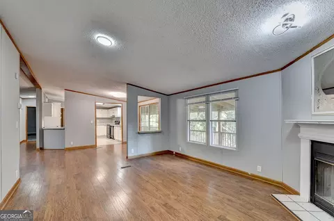 Living - 5500 Hemlock Ct, Lula, GA 30554 photo 12 of 15