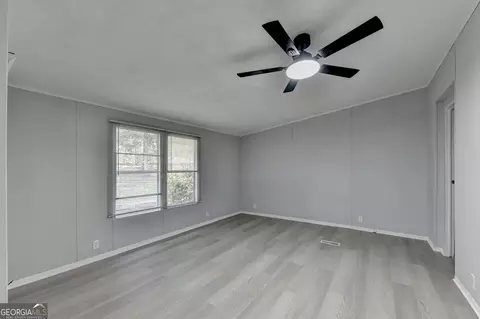 Living - 5500 Hemlock Ct, Lula, GA 30554 photo 14 of 15