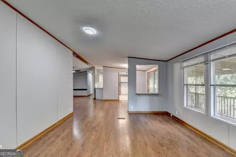 Living - 5500 Hemlock Ct, Lula, GA 30554 photo 13 of 15