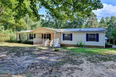 5500 Hemlock Ct, Lula, GA 30554