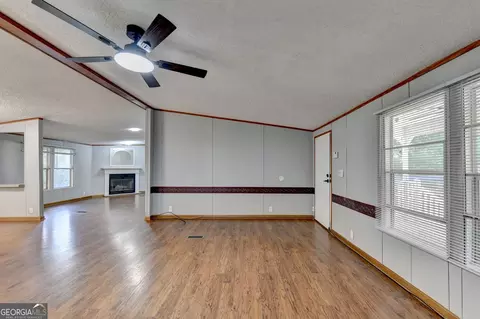 Living - 5500 Hemlock Ct, Lula, GA 30554 photo 6 of 15