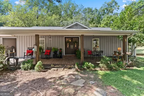 7210 Pine Ct, Cumming, GA 30041