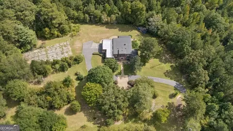 1048 W Macedonia Church Rd, Oxford, GA 30054