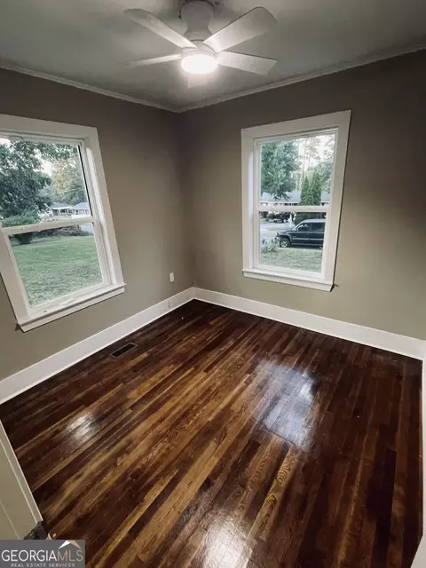 Bedroom - 133 Bennett St, Commerce, GA 30529 photo 1 of 2