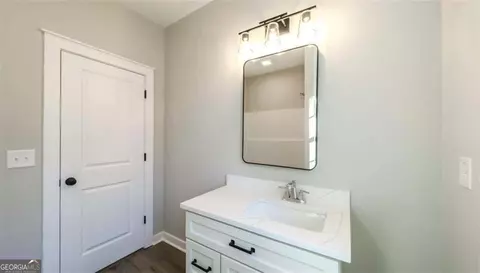 Bath - 485 West Ave, Bowdon, GA 30108 photo 4 of 6