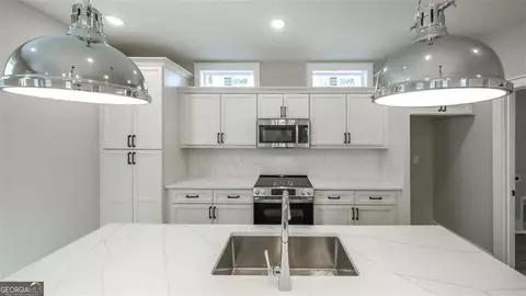Kitchen - 485 West Ave, Bowdon, GA 30108 photo 1 of 1