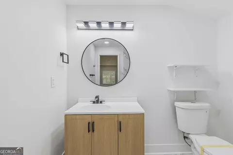 Bath - 6089 Evans Dr, Rex, GA 30273 photo 1 of 4